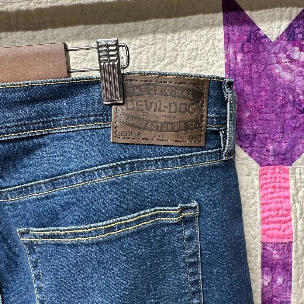 Devil Dog Boot Cut Jeans Men's Size 38-30 - Picture 1 of 4